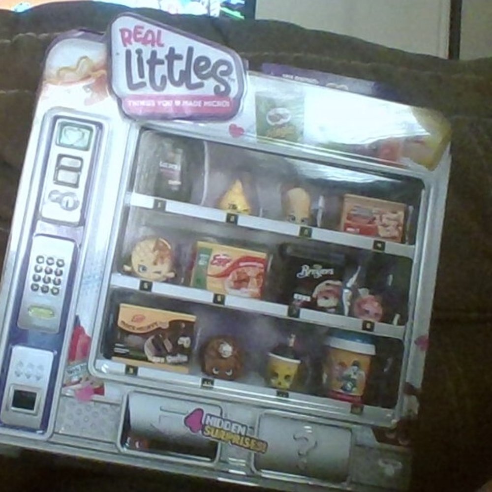 Mini brands